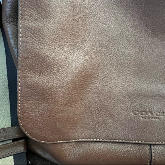 MCoach F28576 Brown Leather Messenger Bag - Adjustable Striped Strap - Picture 6 of 15